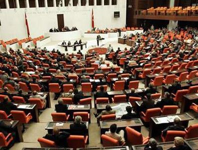 Demokrasiye Sahip Çıkıyoruz:en Kötü Demokrasi En İyi Darbe Rejiminden İyidir!