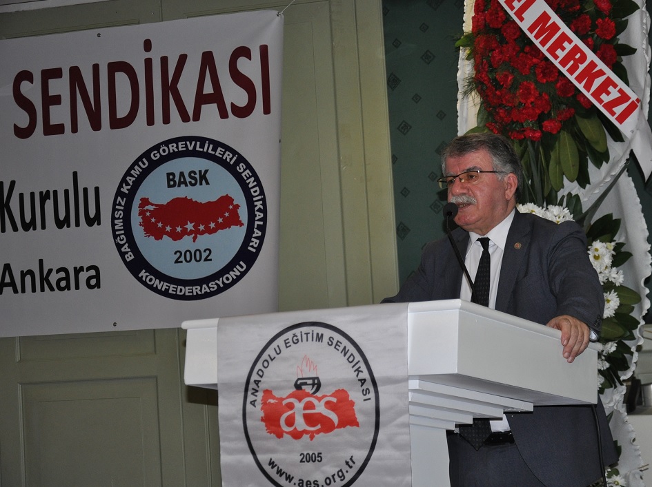 BASK, Aes (Anadolu Eğitim Sendikası) V. Olağan Genel Kurulunda.